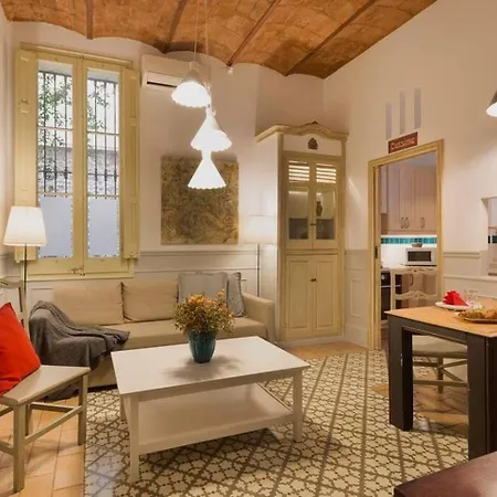 Romantic In Trendy Gracia Daire *