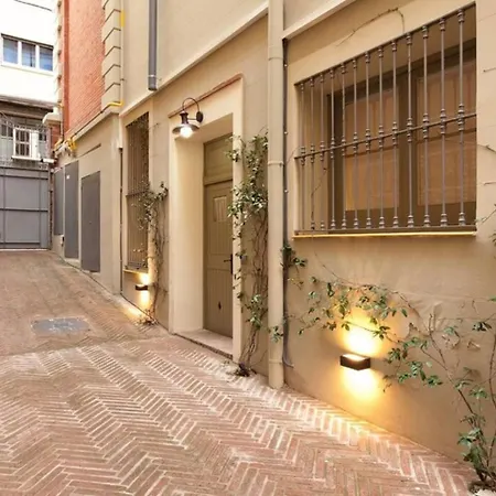 Romantic In Trendy Gracia Daire