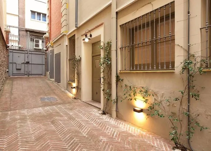 Romantic In Trendy Gracia Daire